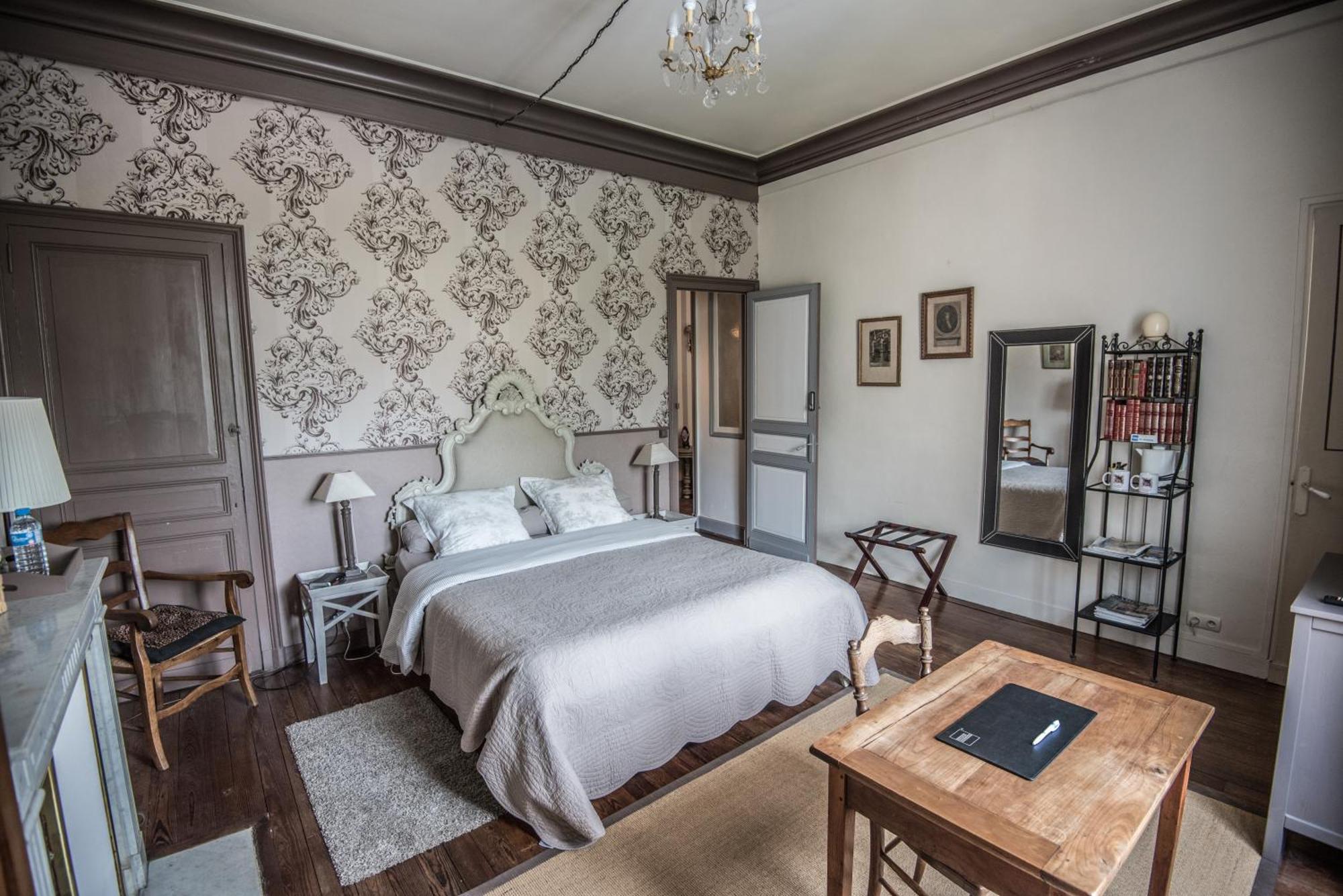 Les Tuileries De Chanteloup La Roche-Chalais Kamer foto